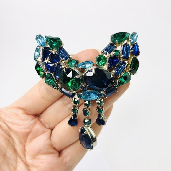 VTG Emerald Green Blue Stones Domed Brooch Pin Teadrop Dangle Pendants prong set - Picture 3 of 5